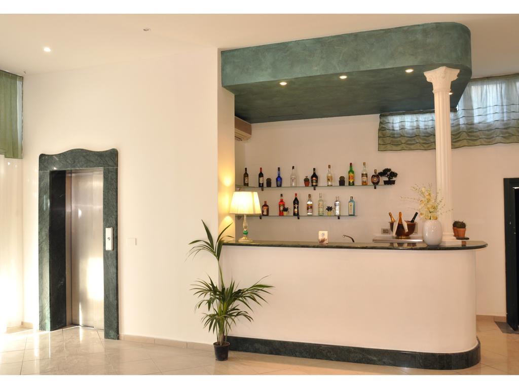 Hotel Inn Giardini Naxos Exterior photo