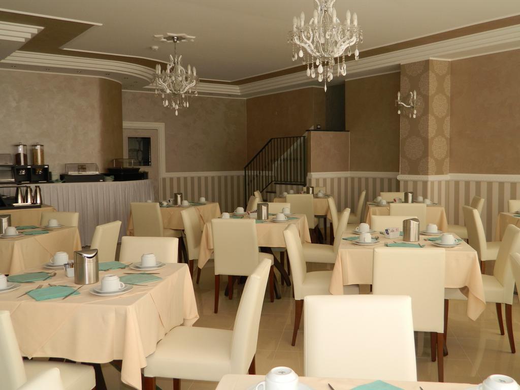 Hotel Inn Giardini Naxos Exterior photo